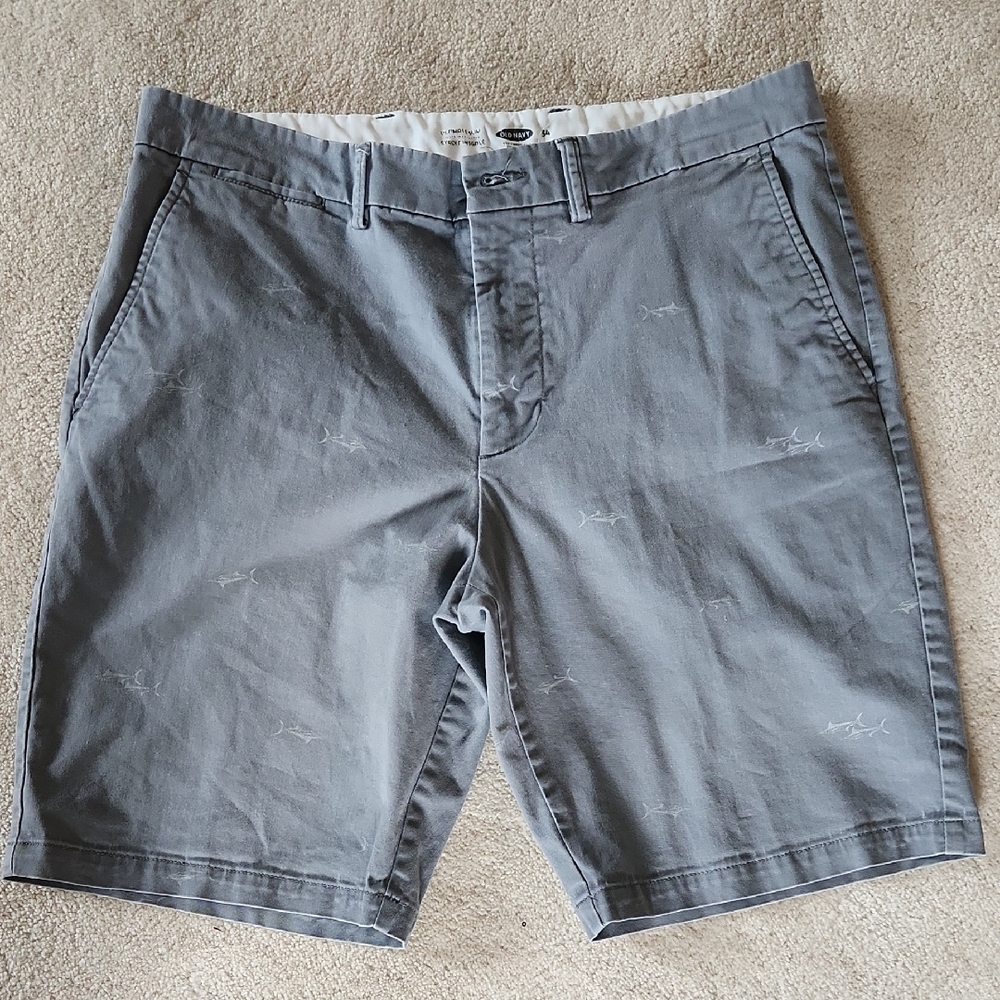 Men's Shark Patterned Gray Shorts